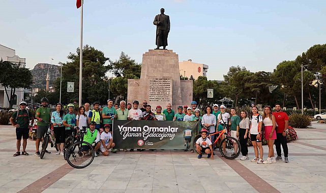 Bisikletçiler orman yangınlarına dikkat çekmek için pedalladı