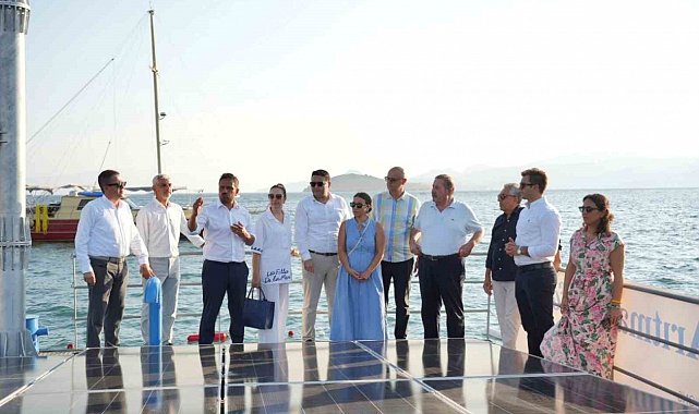 Bodrum'da 'Yüzer Deniz Suyu Arıtma Platformu' tanıtıldı