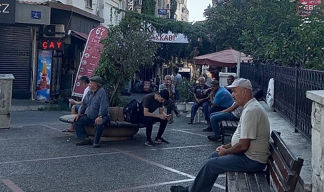 Bu durak boş oturanların değil çalışanların durağı