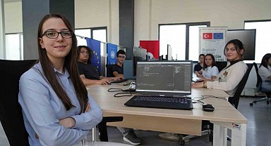 Bugünün gençleri, geleceğin meslekleriyle buluşuyor