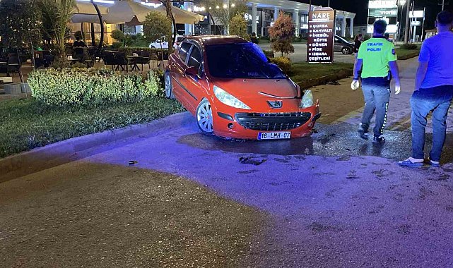 Bursa'da kontrolden çıkan otomobil takla attı: 1 yaralı
