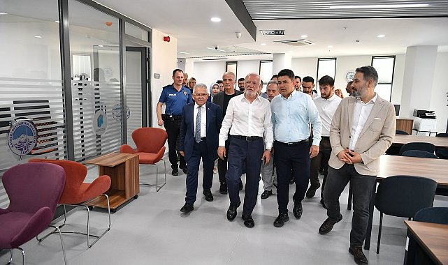 Büyükşehir'in 110 milyon TL'lik Talas Mevlana Sosyal Yaşam Merkezi tanıtıldı