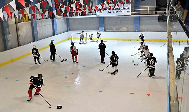 Buz Hokeyi Gelişim Kampı ilk kez Antalya'da