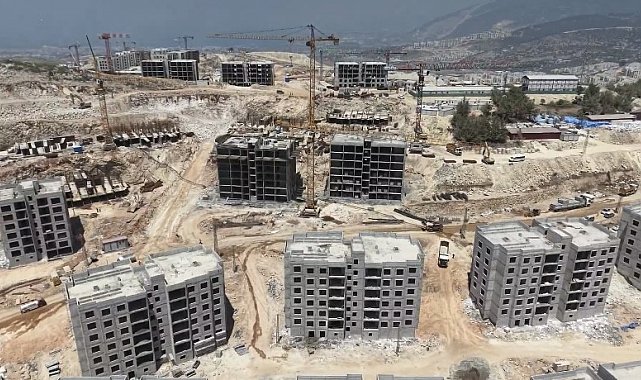 Cebike Mahallesi'nde afet konutları hızla sürüyor