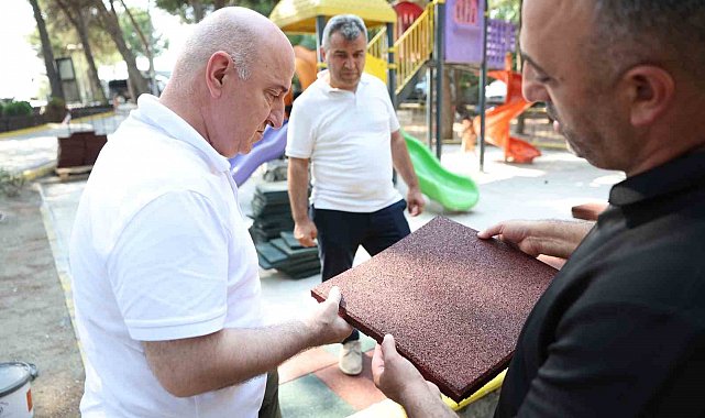 Çekici eline alan Başkan Muzaffer Bıyık, işçilere destek verdi