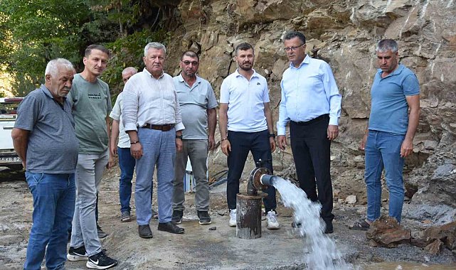 Çiftçiler suya kavuştu mahalle bayram etti