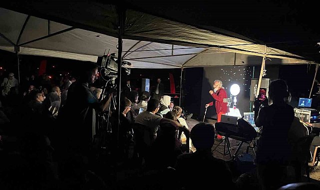 Çocuklar Sandras'ta uzayın gizemlerini keşfetti