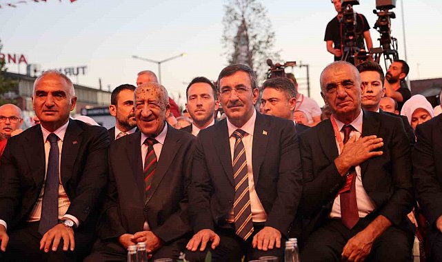 Cumhurbaşkanı Yardımcısı Yılmaz: "Terörsüz Türkiye, siyaset üstü bir meseledir"