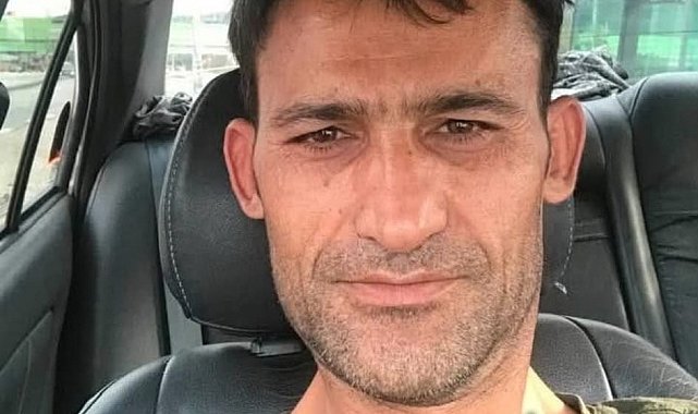 Devrilen iş makinesinin altında kalan işçi hayatını kaybetti