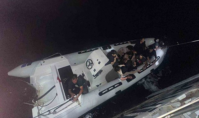 Didim açıklarında 15 düzensiz göçmen kurtarıldı