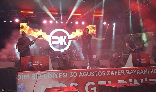 Didim'de 30 Ağustos coşkusu konserle kutlandı