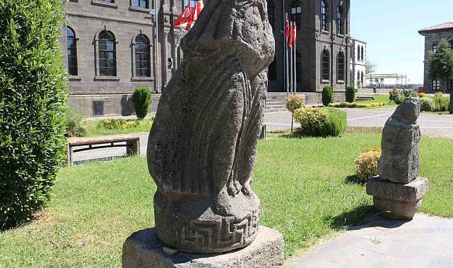 Diyarbakır Müzesi'nde 3 kıymetli eser ilk kez kalıcı olarak sergilendi