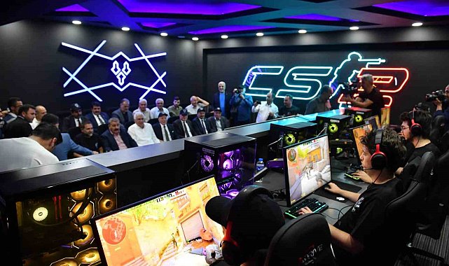 Doğu Anadolu Bölgesi'nin ilk ve tek Espor Akademisi Erzurum'da açıldı