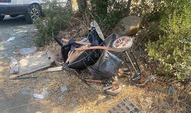 Düğün dönüşü alkollü sürücünün çarptığı bebek arabasında can veren Miran battaniyesiyle defnedildi