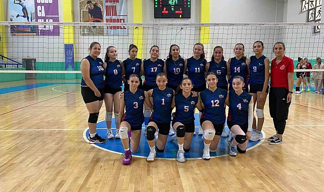 Düzce kız voleybol takımı Türkiye Finalleri'nde