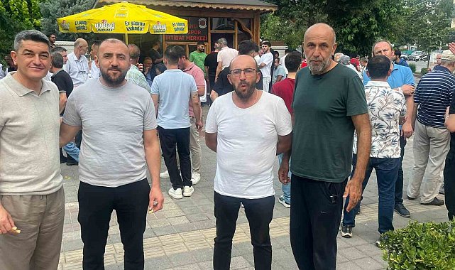 Düzenlenen açılış, kurdele kesilmeden iptal edildi