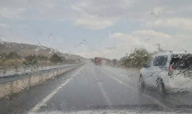 Edirne'deki orman yangınında imdada yağmur yetişti