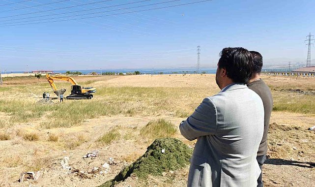 Edremit Ağız ve Diş Sağlığı Merkezi için ilk kazma vuruldu