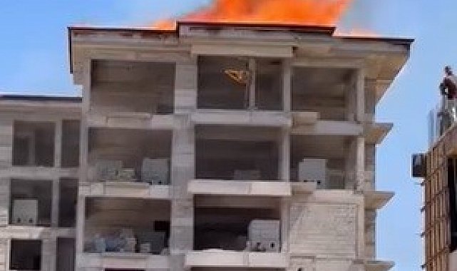 Elazığ'da inşaatta yangın