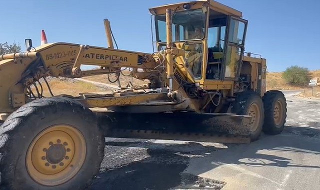 En genç kadın muhtar greyderin başına geçti, yolları asfaltladı