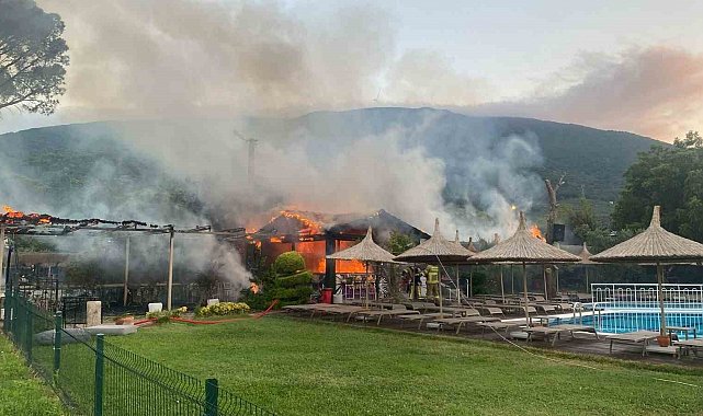 Erdek'te otelde yangın