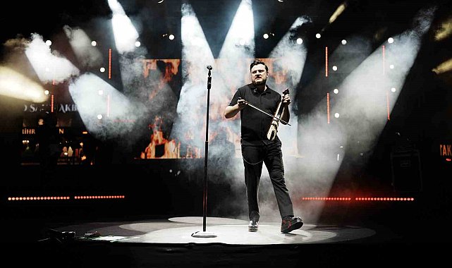 Erzincan'da kemençe eşliğinde Karadeniz ezgileri yankılandı