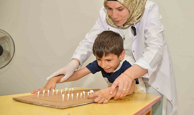 Esenyurt Belediyesi, 'özel gereksinimli' çocuklar için hususi eğitim programı uyguluyor