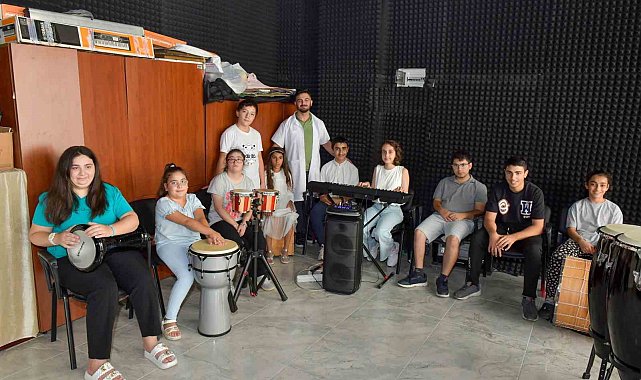 Esenyurt Belediyesi'nden özel bireylere engelsiz sanat eğitimi