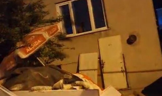 Esenyurt'ta komşular arasındaki kavga sokağa taştı: Hakaretler havada uçuştu