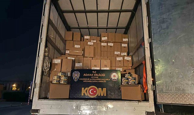 Evden eve taşımacılık yapılan kamyonda 7 milyon adet kaçak makaron çıktı