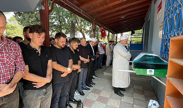 Feci kazada hayatını kaybetmişti: İlahiyat fakültesi öğrencisi son yolculuğuna uğurlandı