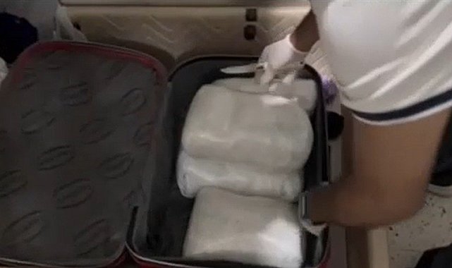 Gaziantep'te bavullara zulalanmış 7 kilo uyuşturucu ele geçirildi