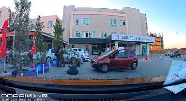 Hastane önünde deprem paniği