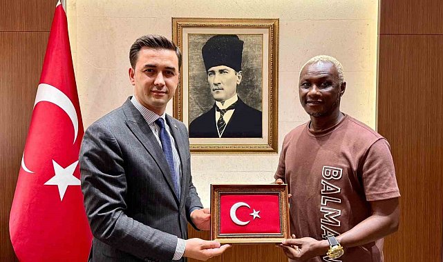 İbrahim Yattara, Midyat'ta gençlerle buluştu