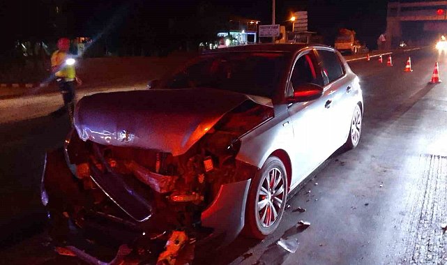 İki otomobilin çarpıştığı kazada 9 kişi yaralandı