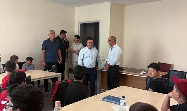 İl Müdürü Ramazan Demir, Bilecik Gençlik Merkezi'nde gençlerle bir araya geldi