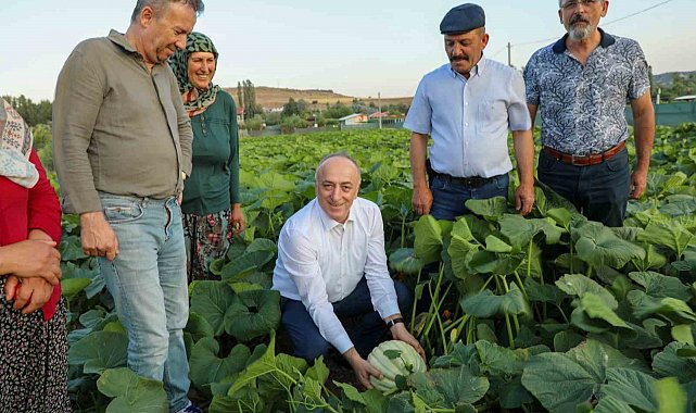 İl Müdürü Yüksel Çil Kızılinler Mahallesi'nde çiftçiler buluştu