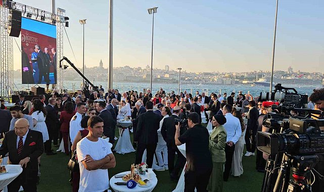 İstanbul Valiliği tarafından 30 Ağustos Zafer Bayramı resepsiyonu düzenlendi
