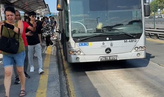 İstanbul'da metrobüs arızası