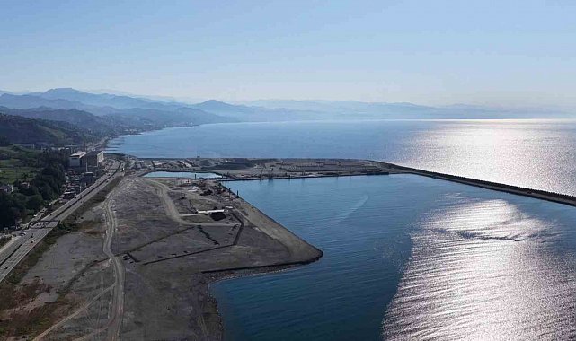 İyidere Lojistik Merkezi'nin inşaat çalışmaları sürüyor