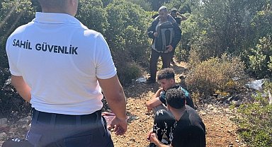 İzmir'de karada ve denizde 23 göçmen yakalandı