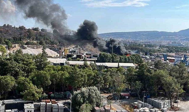 İzmir'de katı atık merkezinde yangın paniği