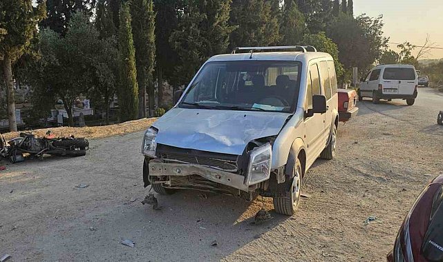 İzmir'de otomobil ile motosiklet çarpıştı: 1 ölü