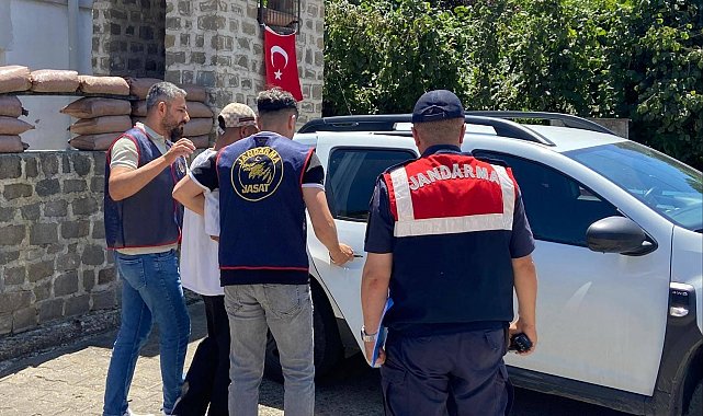 Jandarma ekipleri, aranması bulunan 23 şüpheliyi yakaladı