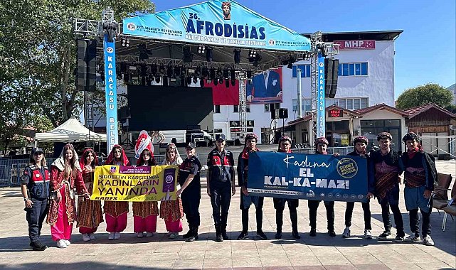 Jandarma festivalde 'KADES' uygulamasını tanıttı