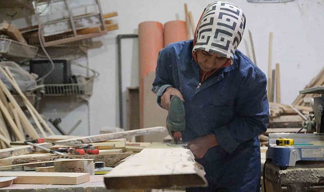 Kadın girişimci tek başına hem üretiyor hem onarıyor!