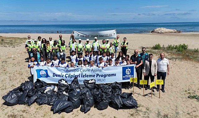 Kandıra sahillerinde kıyı temizliği