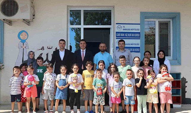 Karacasu'da protokol üyeleri Yaz Kur'an Kursu öğrencileri ile bir araya geldi