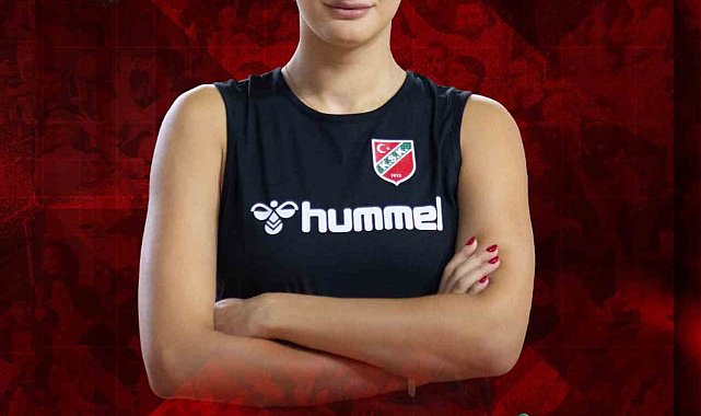Karşıyaka Voleybol'dan orta oyuncu takviyesi