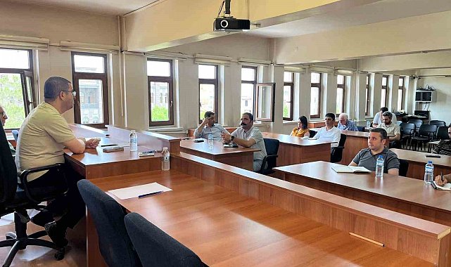 Kaymakam Daştan, muhtarlarla buluştu